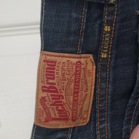 Lucky Brand Straight Leg Jeans - Picture 6 of 6